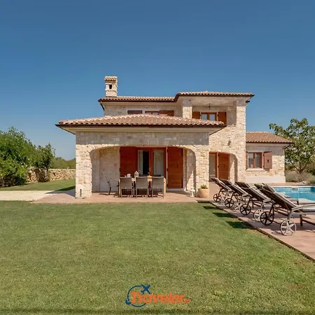 House Vrh (Krk)