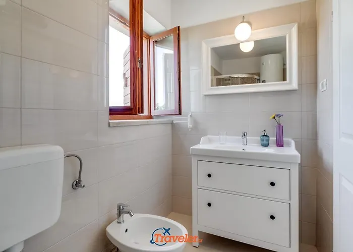 Romantic With A Large Pool And Garden In A Quiet Area - By Traveler Tourist Agency Krk Id 2158 Vila Vrh (Krk)