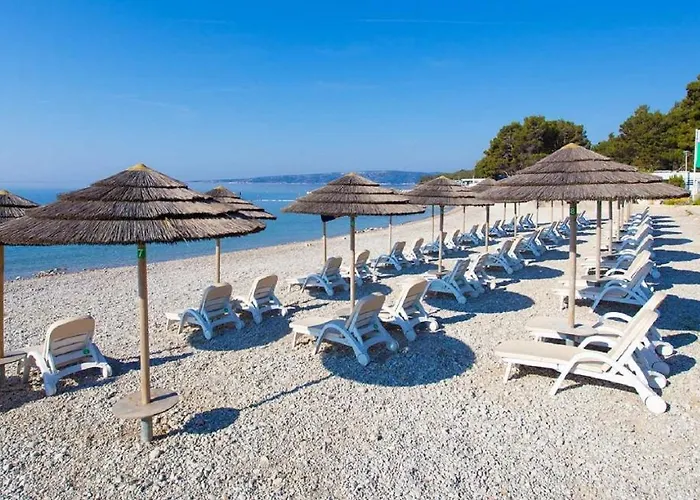Romantic With A Large Pool And Garden In A Quiet Area - By Traveler Tourist Agency Krk Id 2158 *
